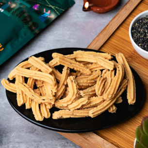 Murukulu / Chakli (Premium Quality)